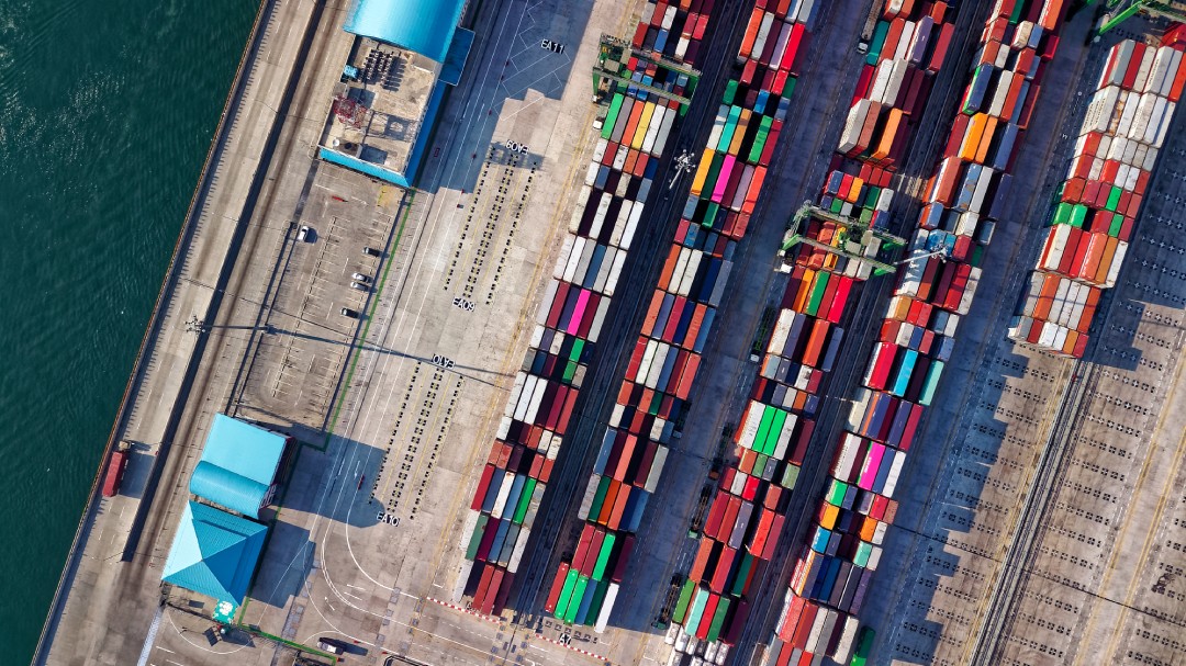 https://www.rakresourcesgroup.com/wp-content/uploads/2020/07/aerial-view-photography-of-container-van-lot-1427107-1.jpg