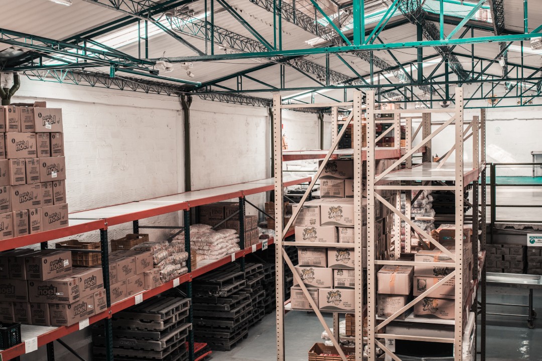 https://www.rakresourcesgroup.com/wp-content/uploads/2020/07/photo-of-warehouse-3821384-1.jpg