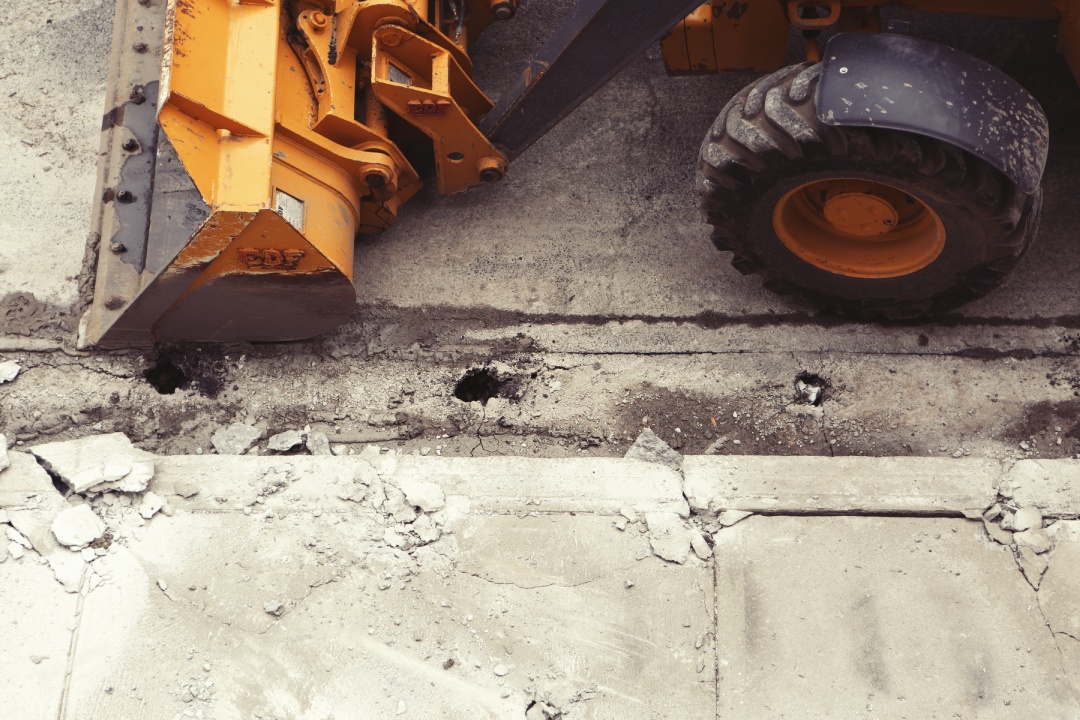https://www.rakresourcesgroup.com/wp-content/uploads/2020/07/street-building-construction-industry-2489-1.jpg